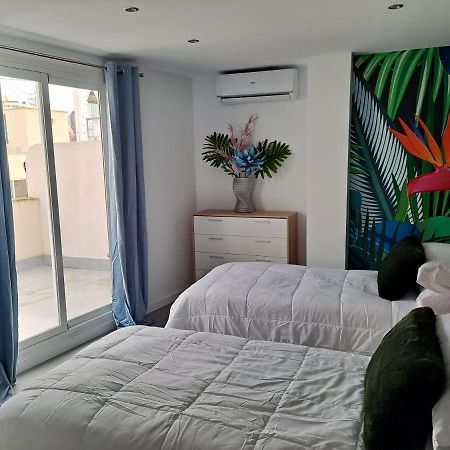 Levante Suites Benidorm Dış mekan fotoğraf