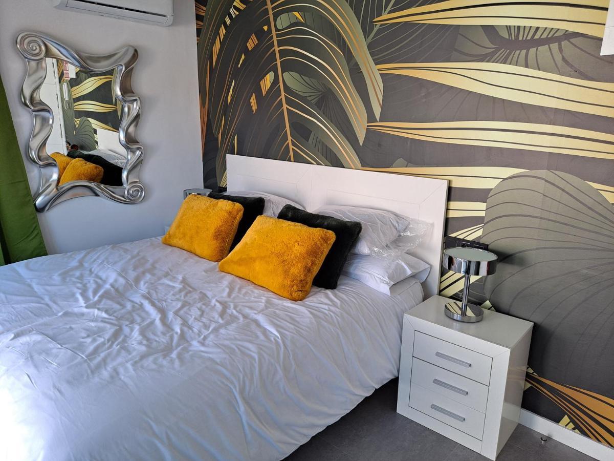 Levante Suites Benidorm Dış mekan fotoğraf